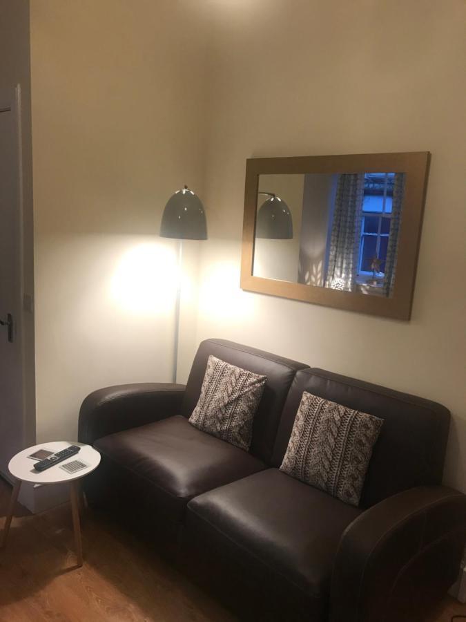 ストーノウェーHebridean Town Houseアパートメント エクステリア 写真